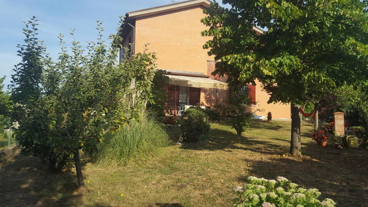 B&B I Girasoli Monte San Pietro Exterior foto